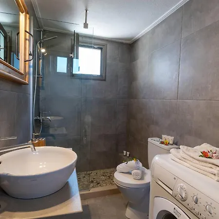 Апартаменты Casa Sofia Apt#2, By Hellocrete *