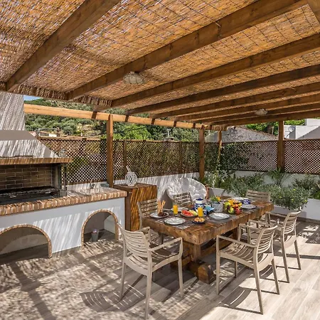 Casa Sofia Apt#2, By Hellocrete Апартаменты