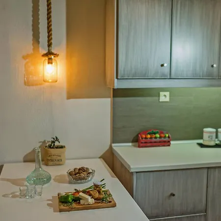 Casa Sofia Apt#2, By Hellocrete