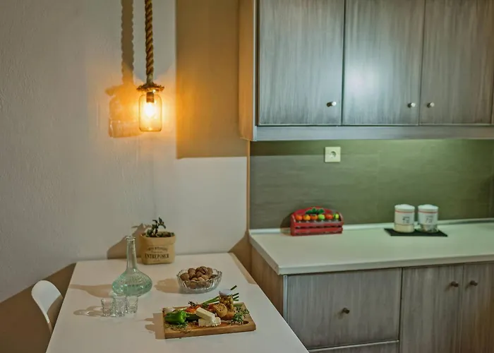 Casa Sofia Apt#2, By Hellocrete