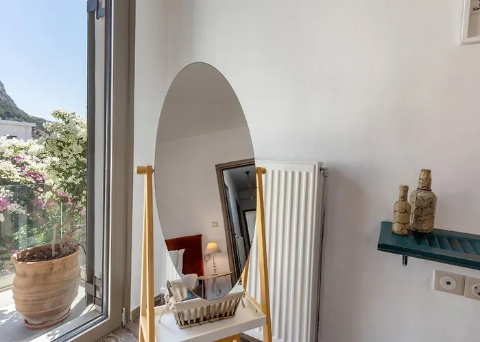 Casa Sofia Apt#2, By Hellocrete *