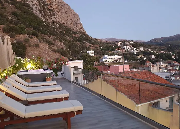 Casa Sofia Apt#2, By Hellocrete *